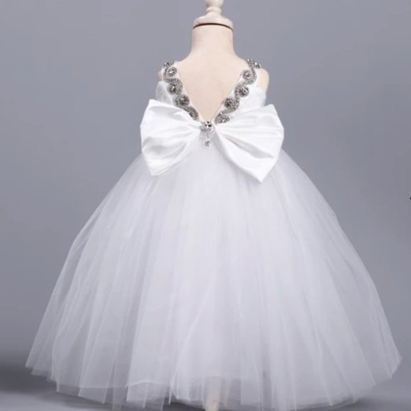 Itty Bitty Toes Other - Itty Bitty Toes 2T Gown
